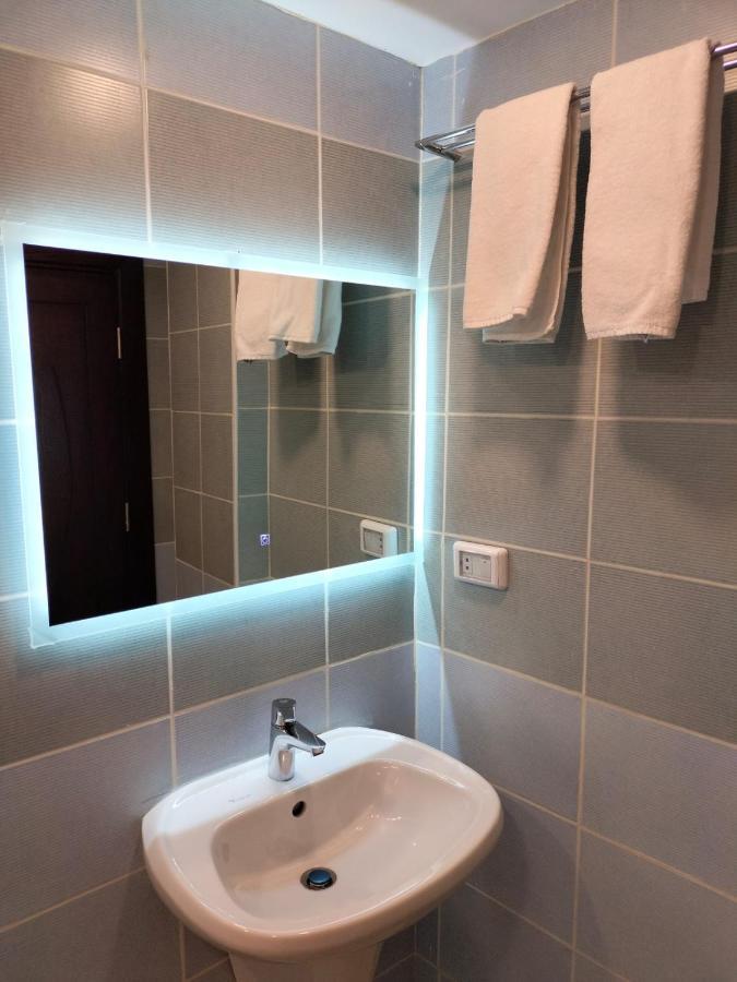 Old Street Apartment Ваді-Муса Екстер'єр фото